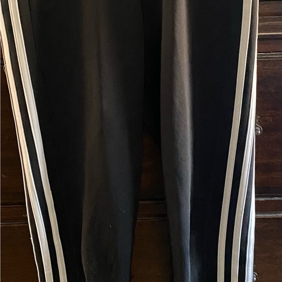 Adidas Work out pants size small Excellent condition! - Picture 6 of 7